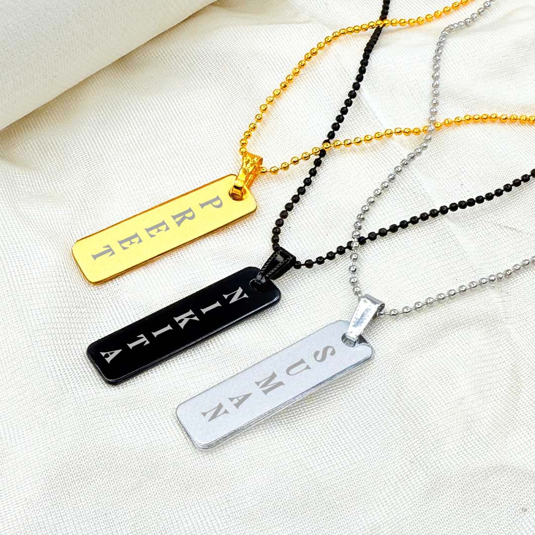 Custom Vertical Metal Name Pendant – Gold, Black & Silver Finish Options
