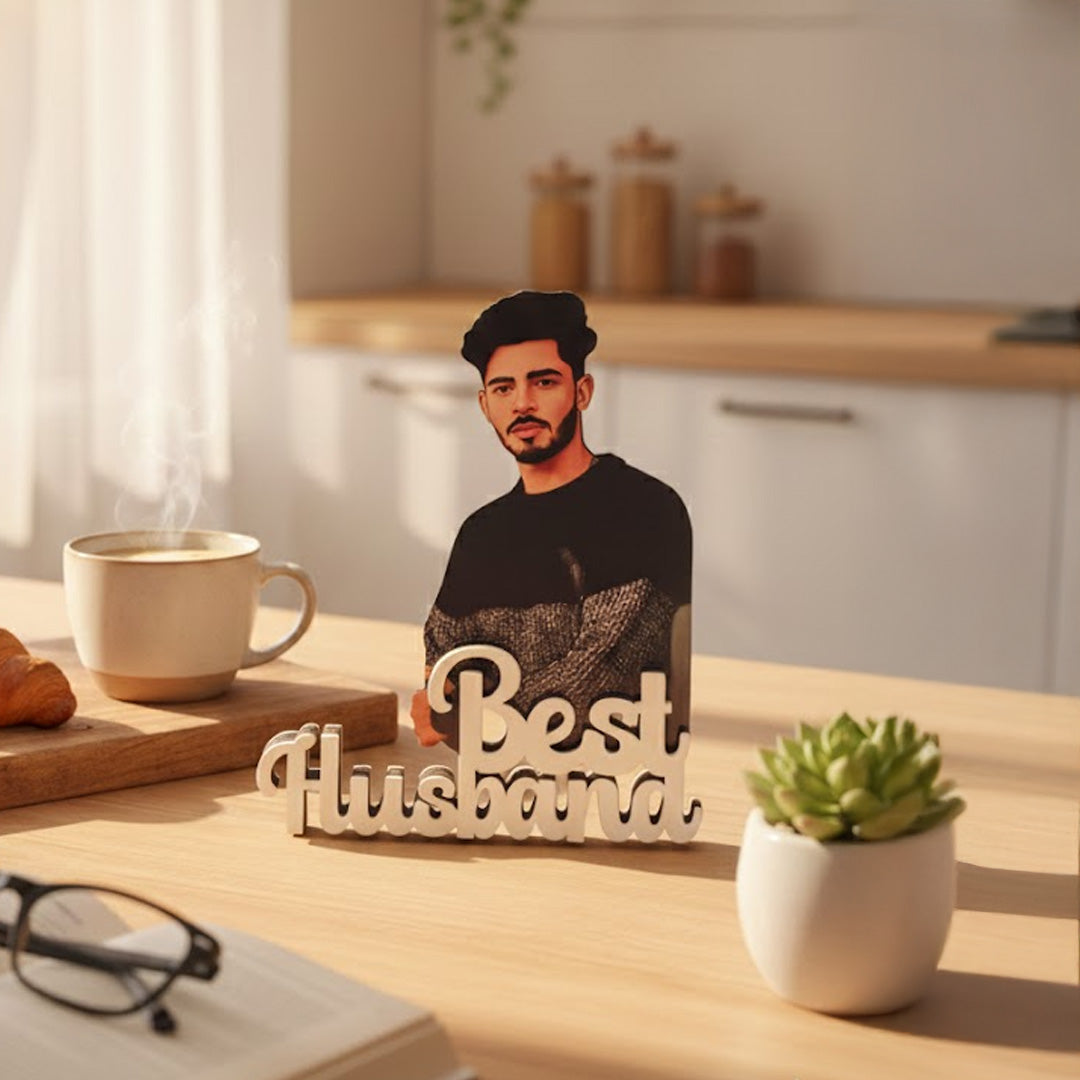 Personalized Cartoon Name Table Stand – Best Husband Edition (7×6")