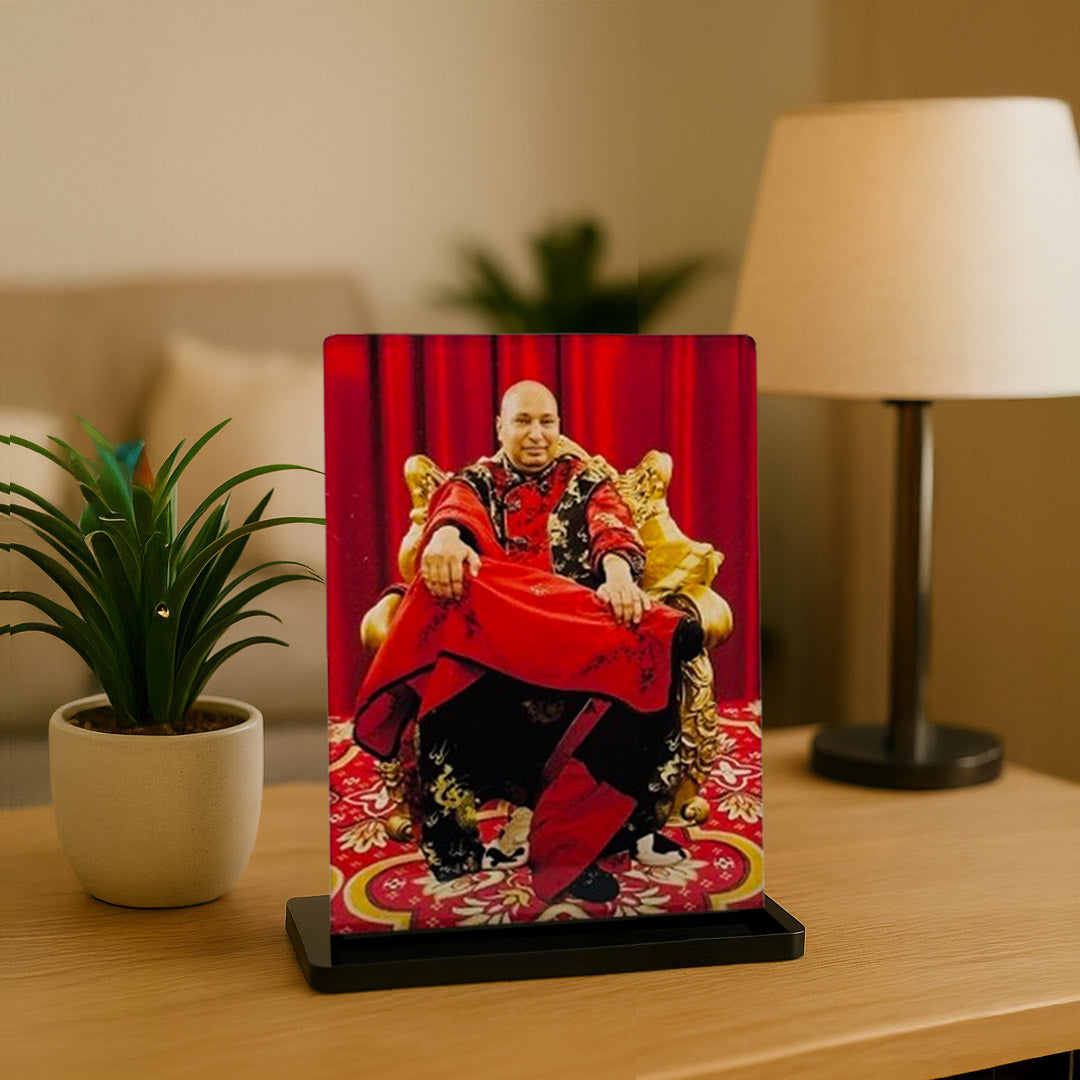 Guru Nirmal Ji Acrylic Car Dashboard Frame – UV Printed 4×6 Inch Spiritual Dashboard Decor