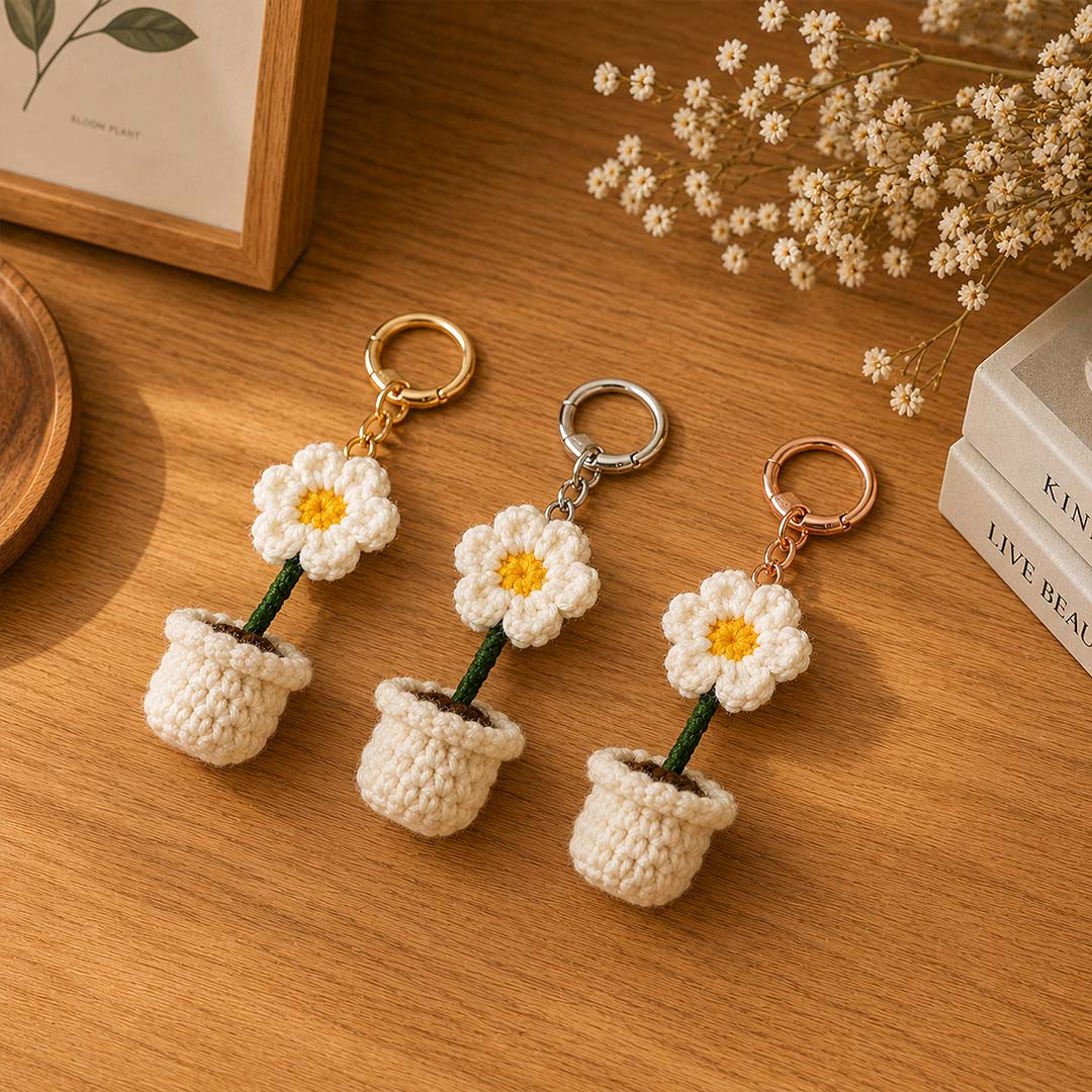 Cute Crochet Flower Keychain | White Daisy with Yellow Center & Mini Crochet Pot Bag Charm for Women, Girls & Flower Lovers