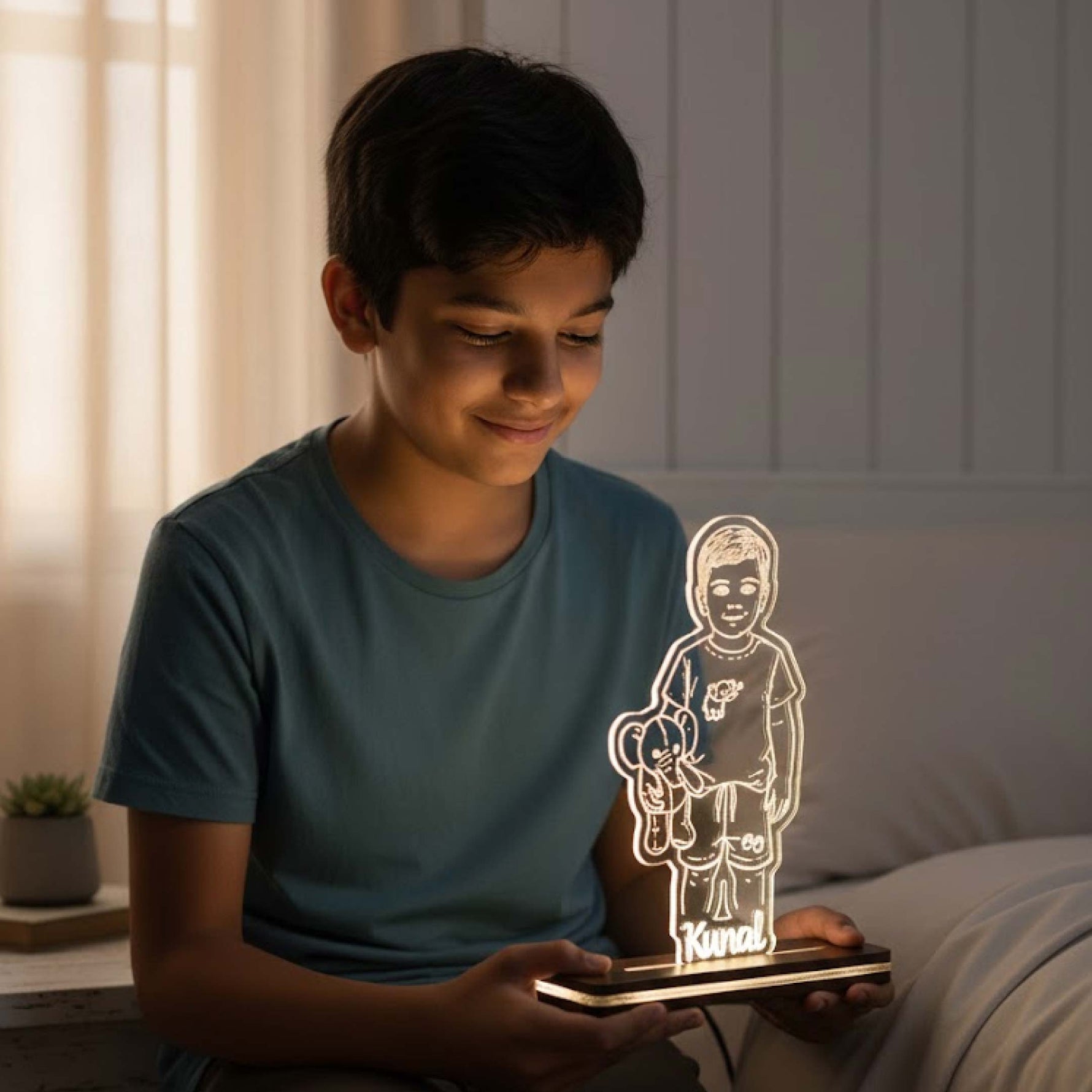 Personalized Kids Acrylic Name Lamp (4×7 Inch) | Love Craft Gifts