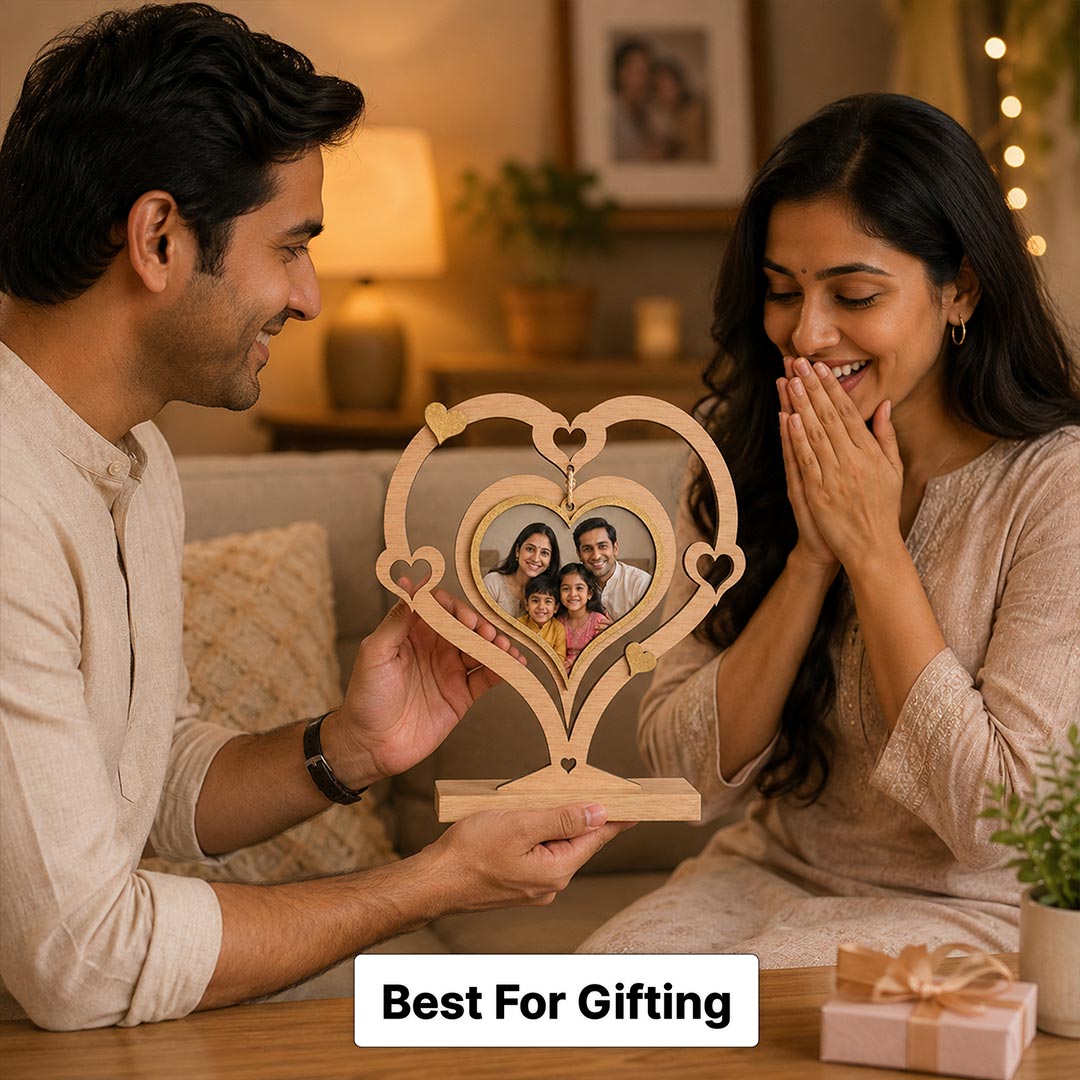 Personalized Heart Photo Stand for Family | Custom Picture Table Décor 5x6 Inch