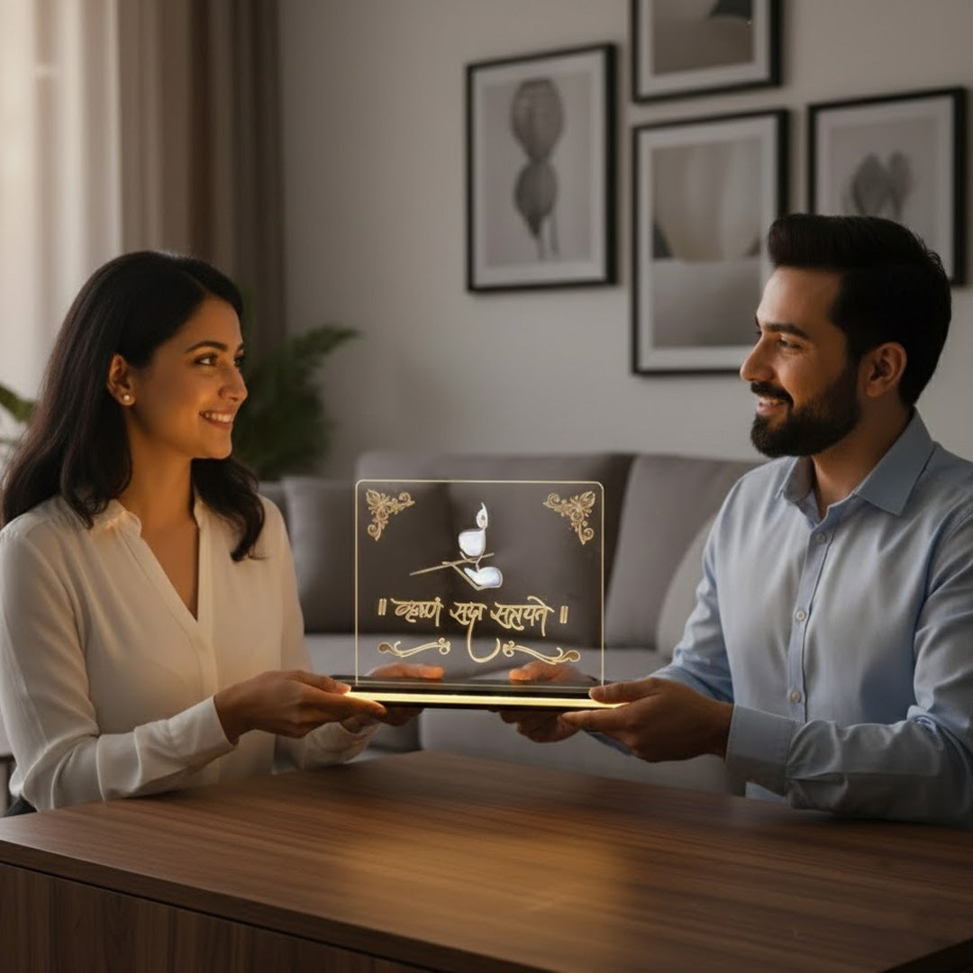 Krishna Sada Sahayate Acrylic LED Table Lamp (7×6 Inch) | Love Craft Gifts