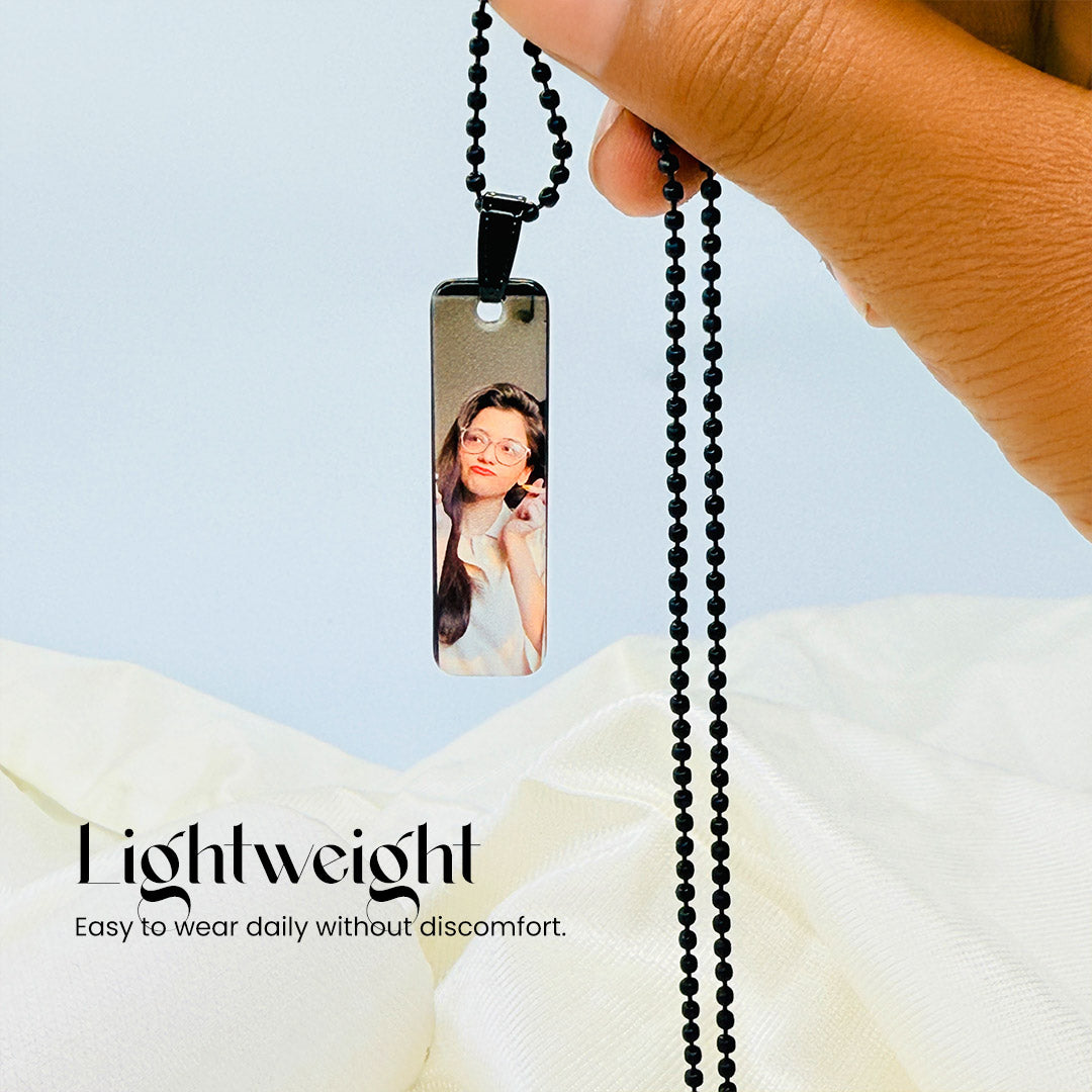 Custom Metal Photo Pendant with Detachable Chain – Full Color Personalized Necklace