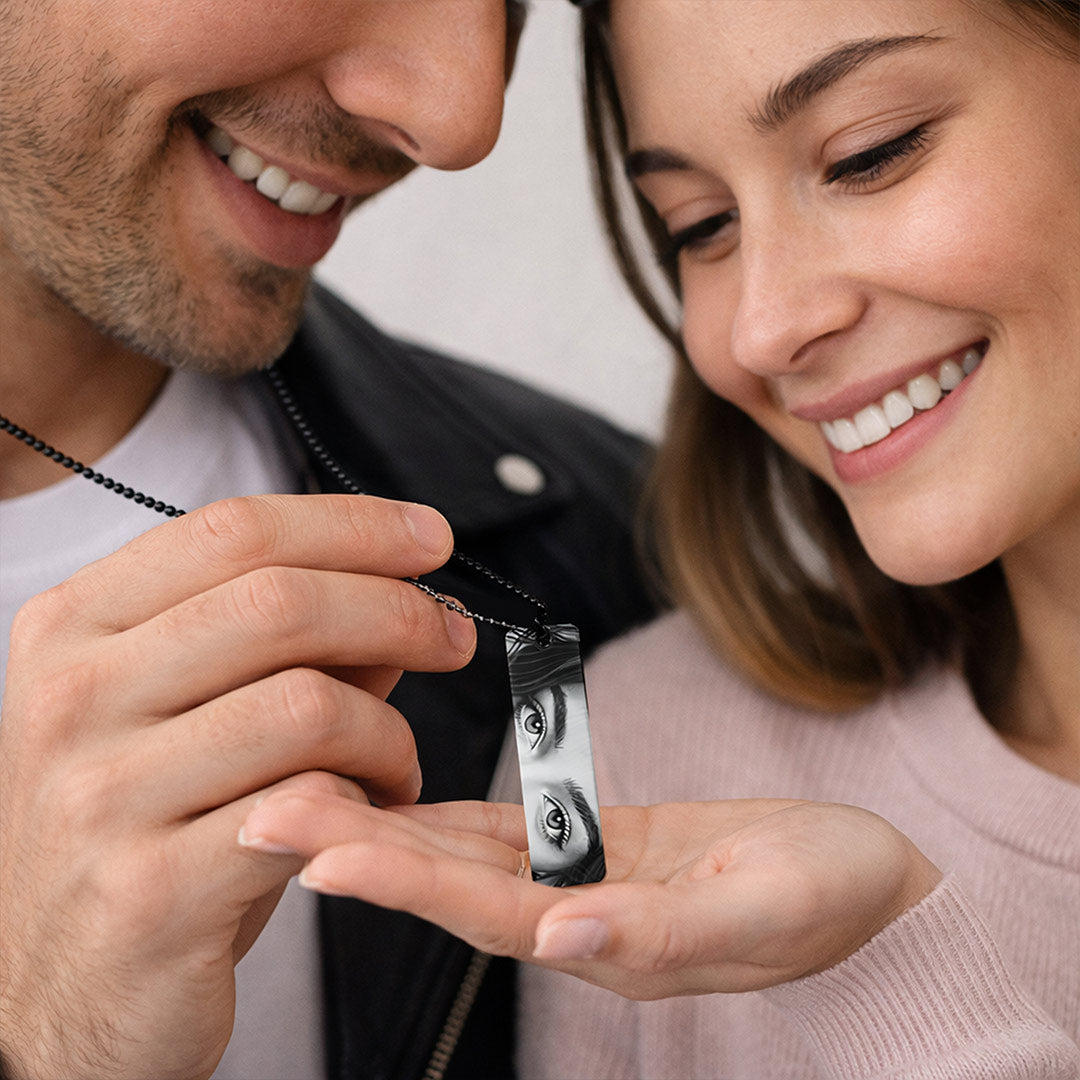 Personalized Eye Photo Bar Pendant Necklace – Custom Photo Vertical Charm Jewelry Gift for Girlfriend, Boyfriend & Couples | Love Craft Gifts