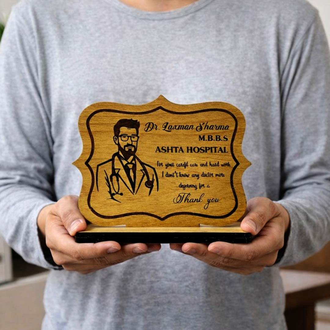 Personalized Doctor Wooden Photo Name Plate – Table Top Desk Gift (5×7 Inch) | Love Craft Gifts