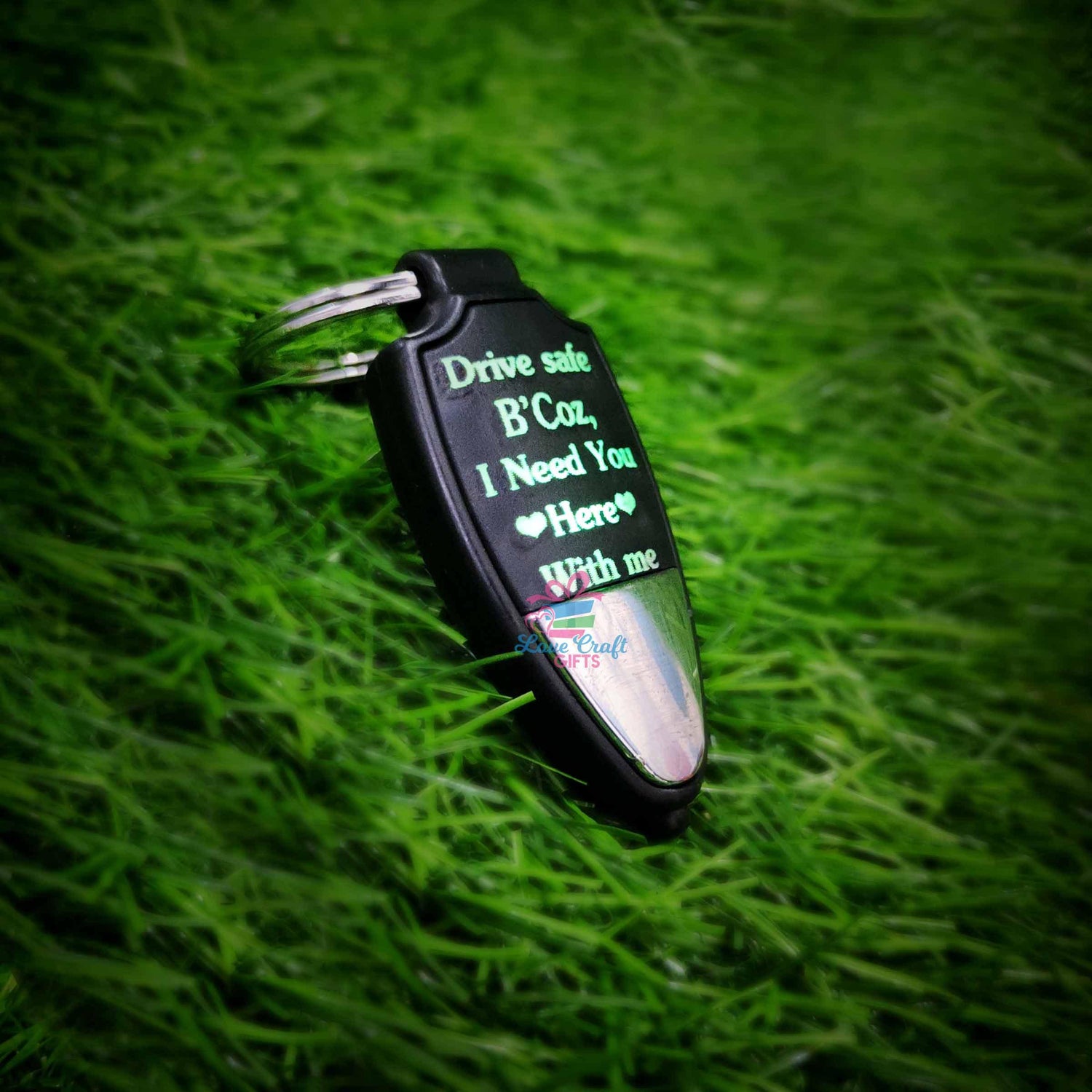 DRIVE SAFE LIGHT KEYCHAIN - love craft gift