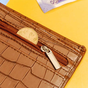 Personalized Men Wallet - Brown