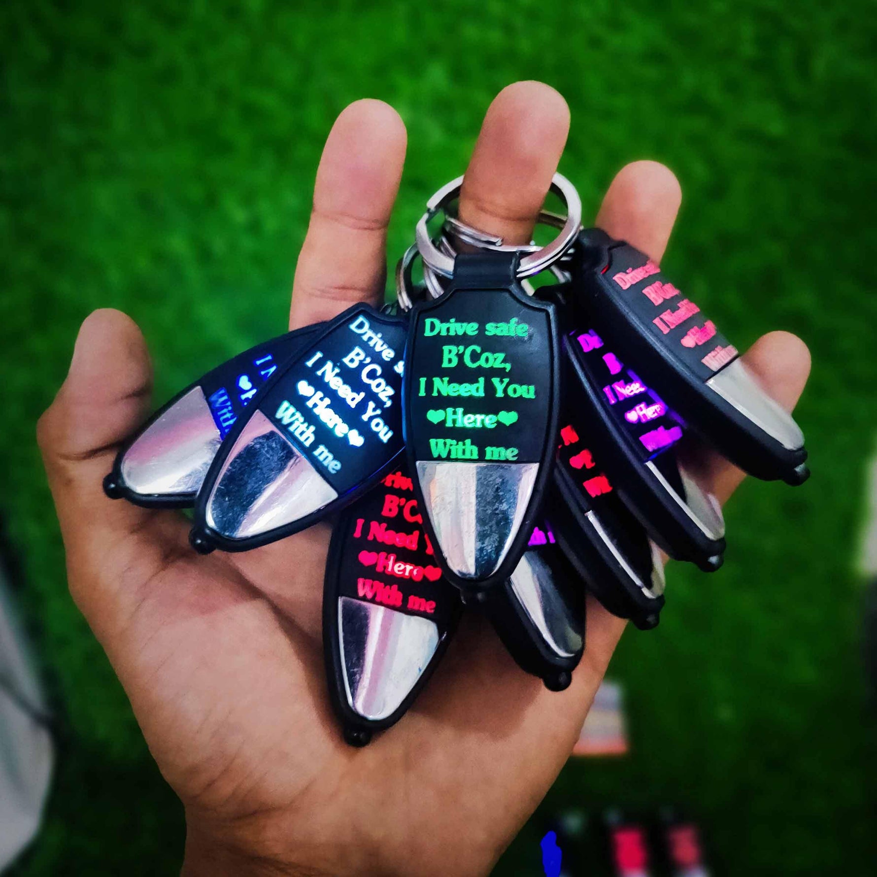 DRIVE SAFE LIGHT KEYCHAIN - love craft gift
