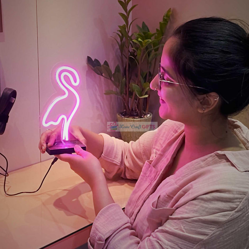 Neon Flamingo Led Table Lamp | love craft gift