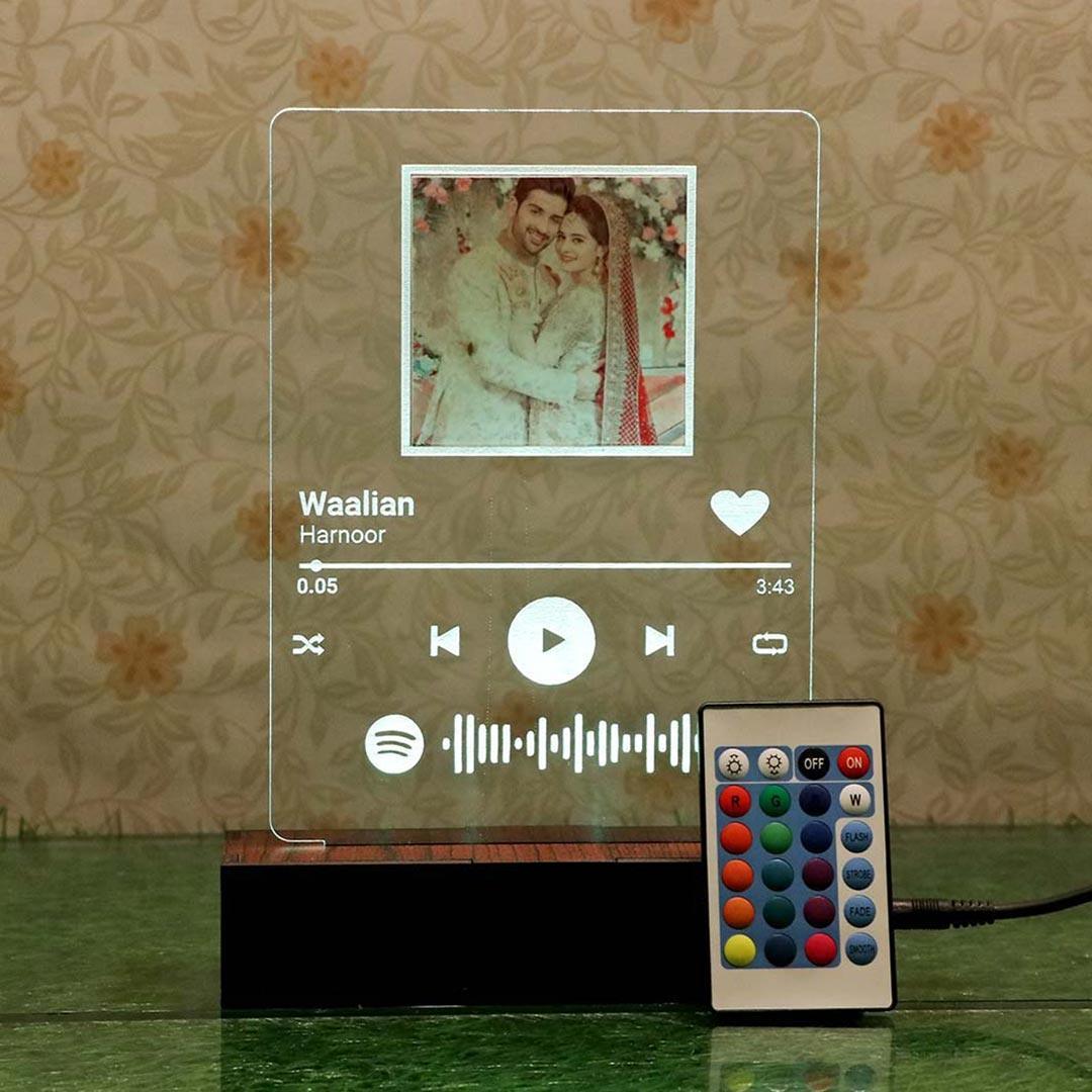 LED Spotify Plaque with Wooden Stand | Love Craft Gift